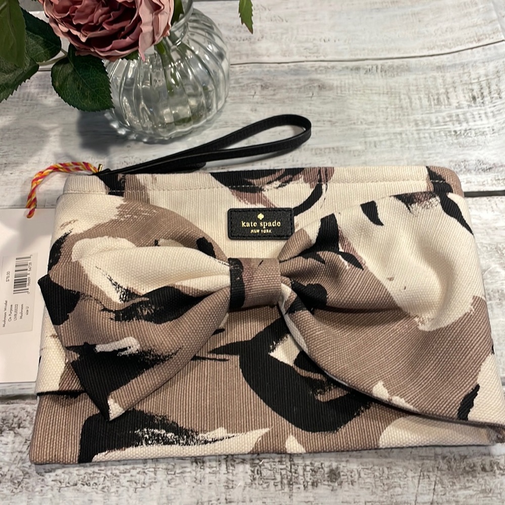 Kate Spade Wrislet